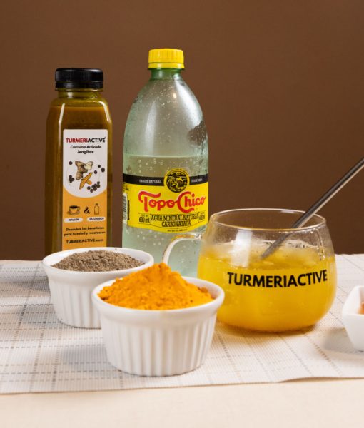 TURMERIACTIVE Blends - Recetas Infusión Fría con Agua Mineral Topo Chico con Jengibre